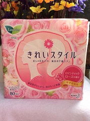 bang-ve-sinh-laurier-hang-ngay-nhat-ban