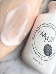 kem-tri-tham-nhu-hoa-huu-co-maputi-nhat-ban